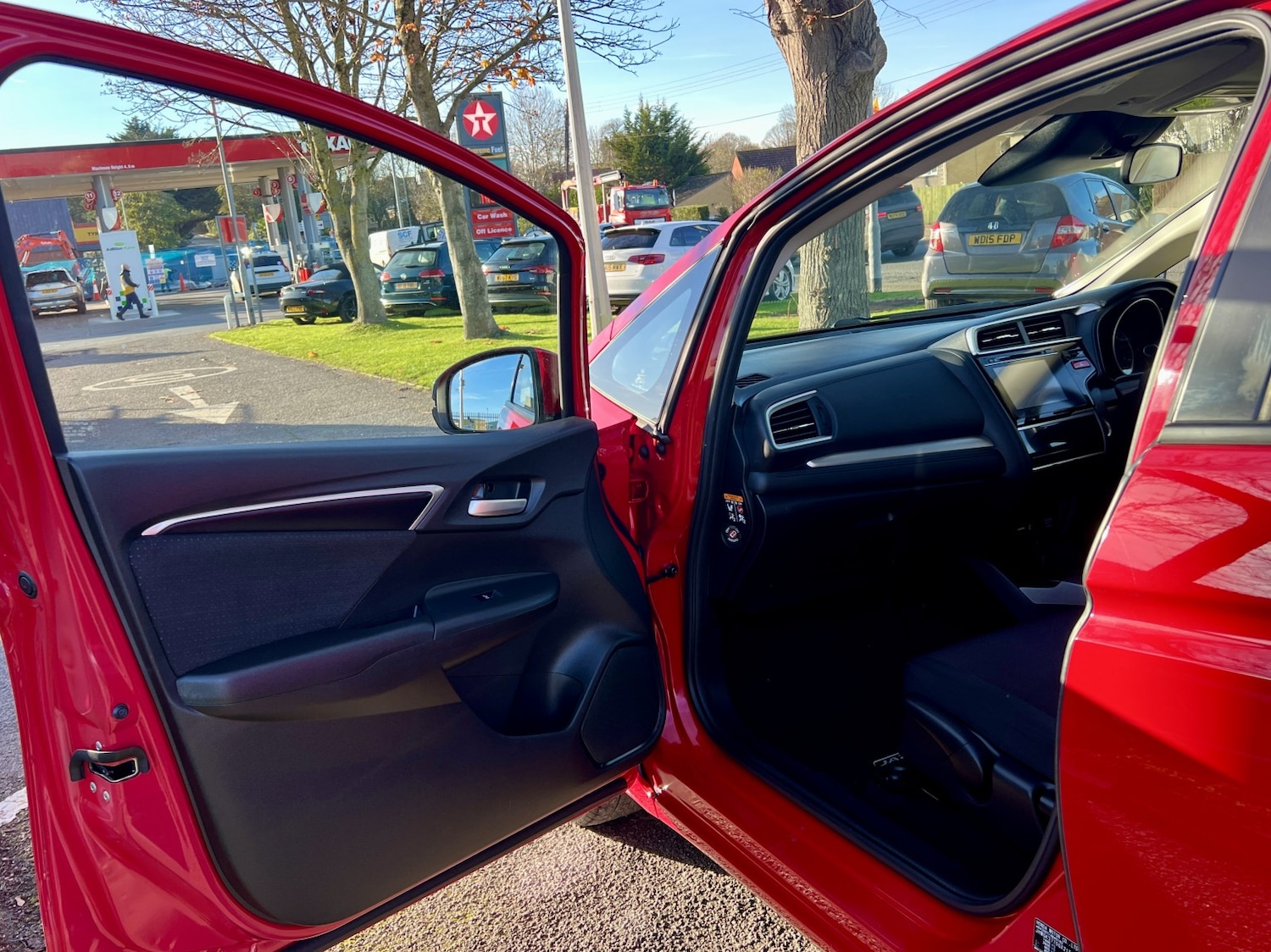 Used Honda Jazz 2015 for sale - 76611413: Photo 18