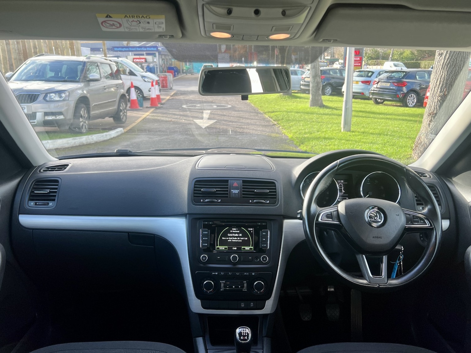 Used Skoda Yeti 2015 for sale - 77099905: Photo 18