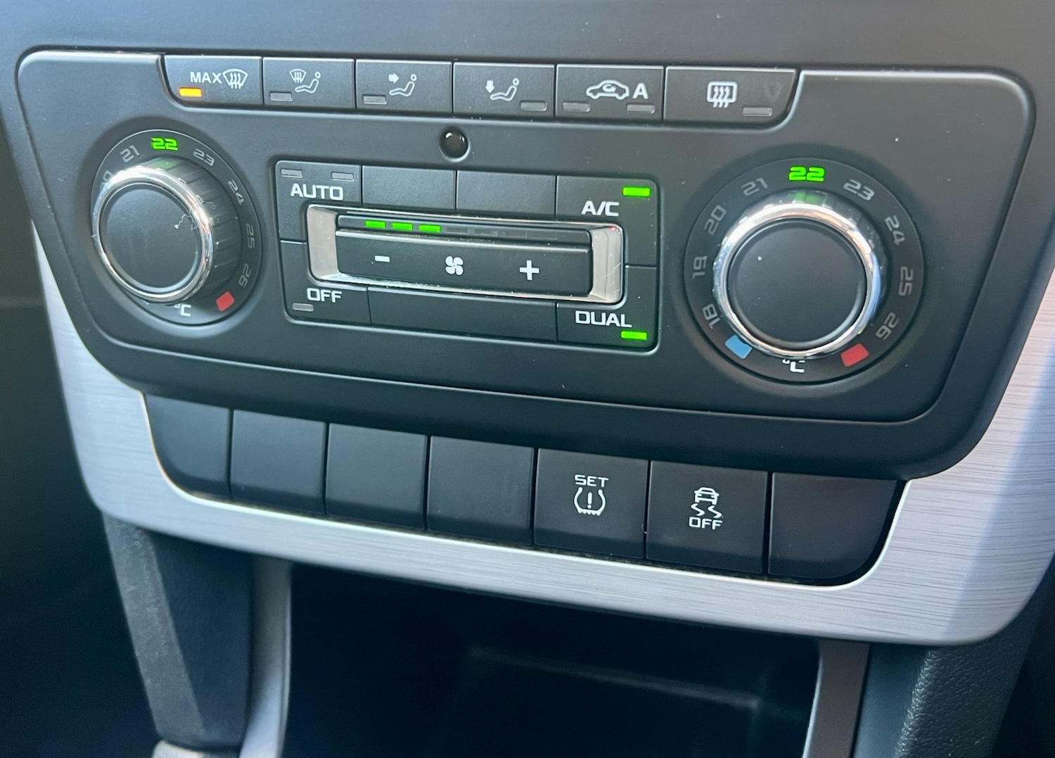 Used Skoda Yeti 2015 for sale - 77099905: Photo 26