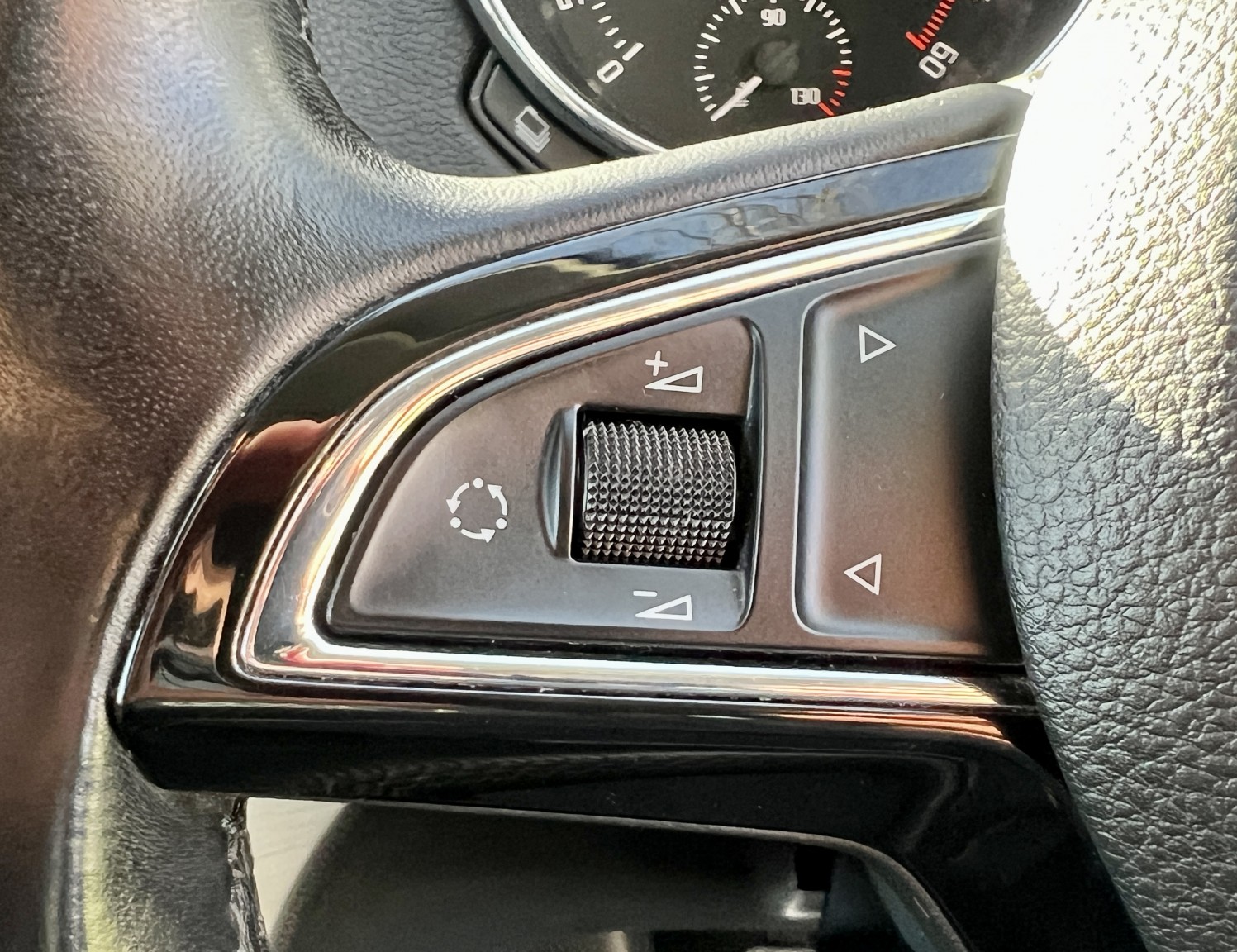 Used Skoda Yeti 2015 for sale - 77099905: Photo 31