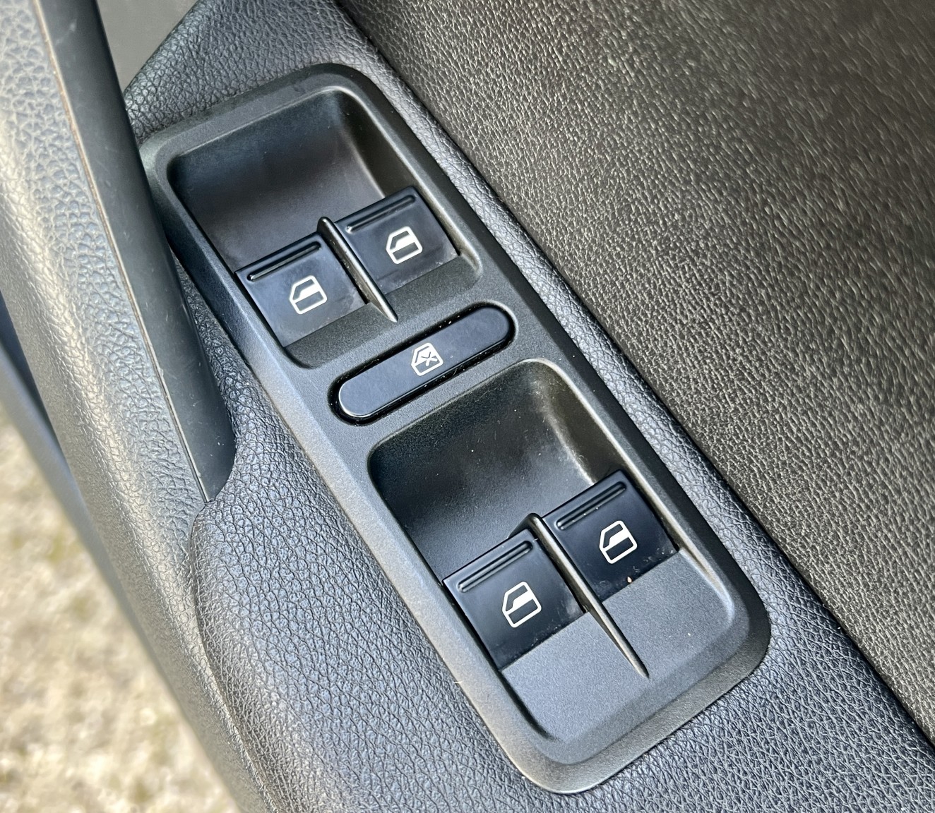 Used Skoda Yeti 2015 for sale - 77099905: Photo 34