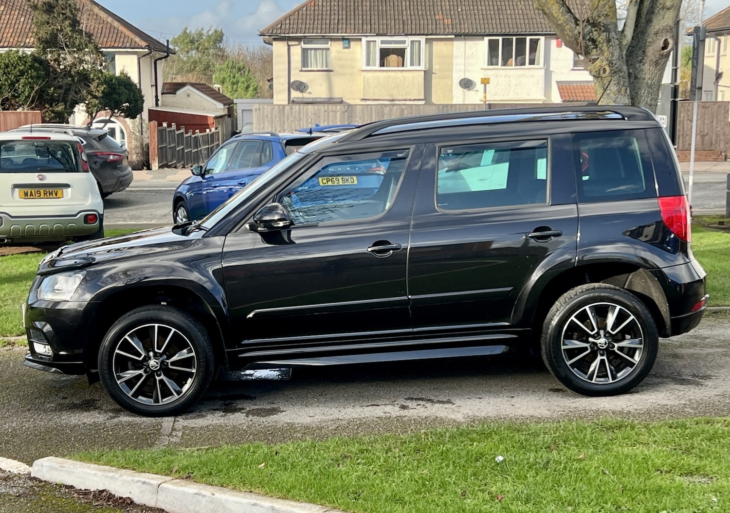 Used Skoda Yeti 2015 for sale - 77099905: Photo 4