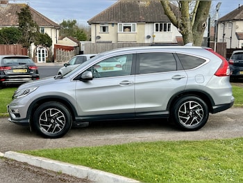 Used Honda CR-V 2017 for sale - 78300327: Photo
