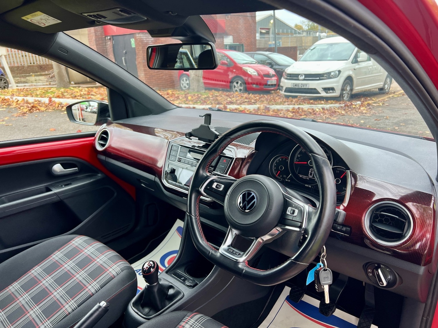 Used Volkswagen up! 2021 for sale - 76931437: Photo 17