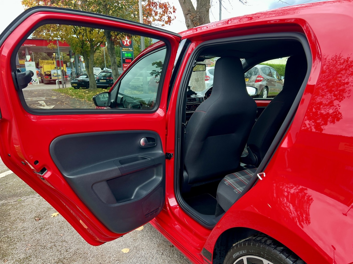 Used Volkswagen up! 2021 for sale - 76931437: Photo 38