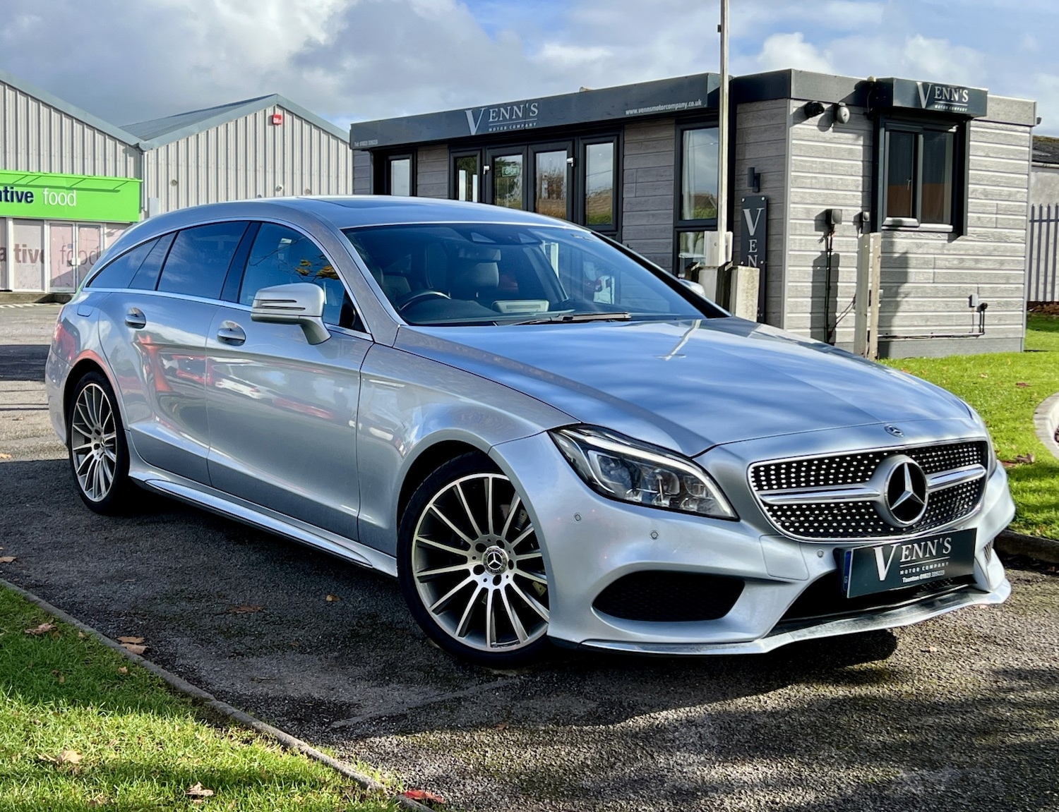 Used Mercedes-Benz CLS 2017 for sale - 76439907: Photo 1