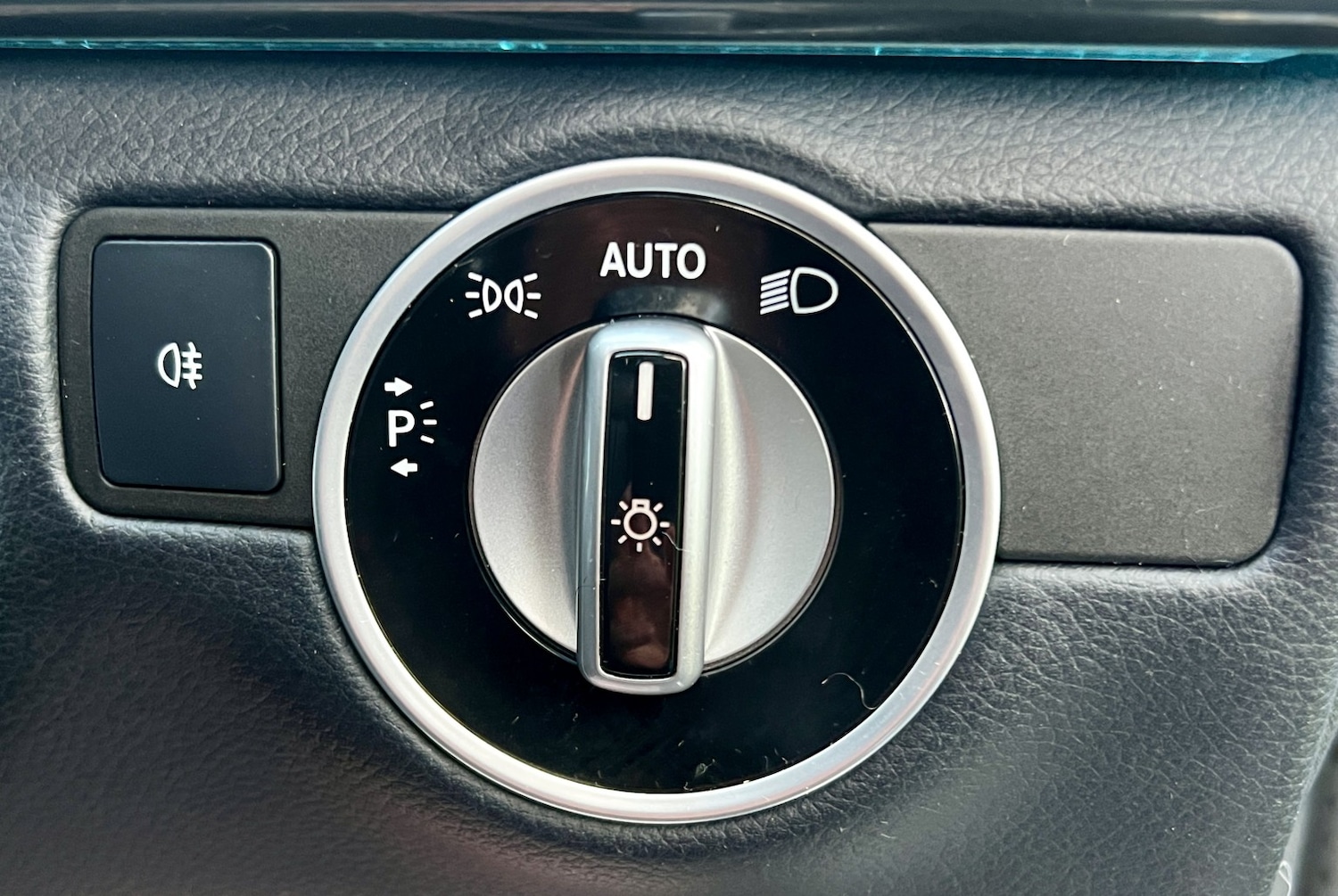 Used Mercedes-Benz CLS 2017 for sale - 76439907: Photo 35