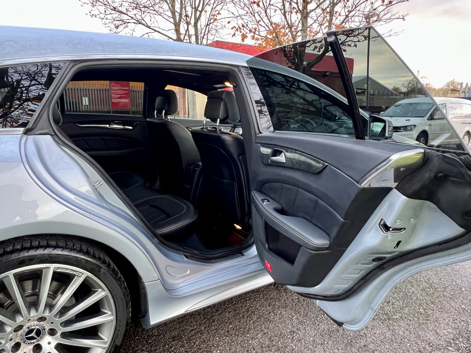 Used Mercedes-Benz CLS 2017 for sale - 76439907: Photo 38