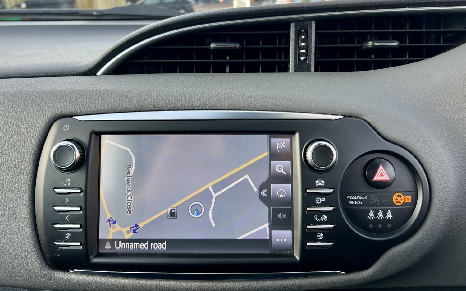 Used Toyota Yaris 2019 for sale - 76884918: Photo 24