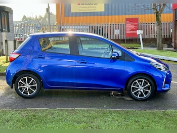 Used Toyota Yaris 2019 for sale - 76884918: Photo