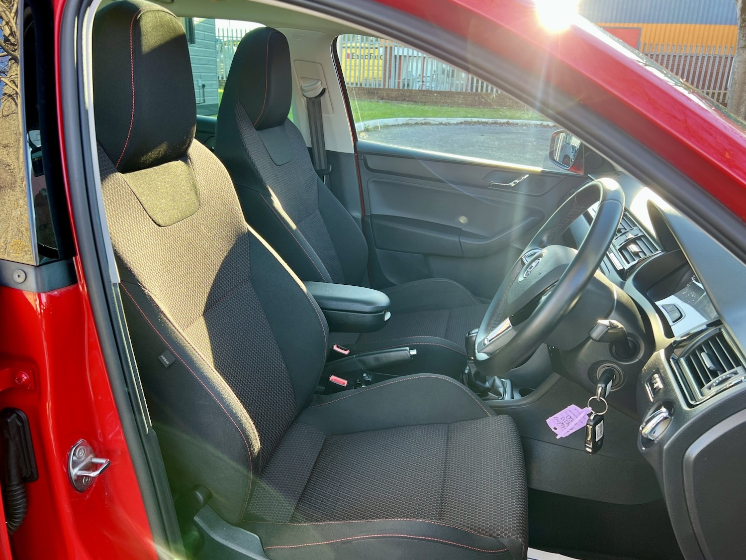 Used Skoda Rapid Spaceback 2014 for sale - 77140749: Photo 16