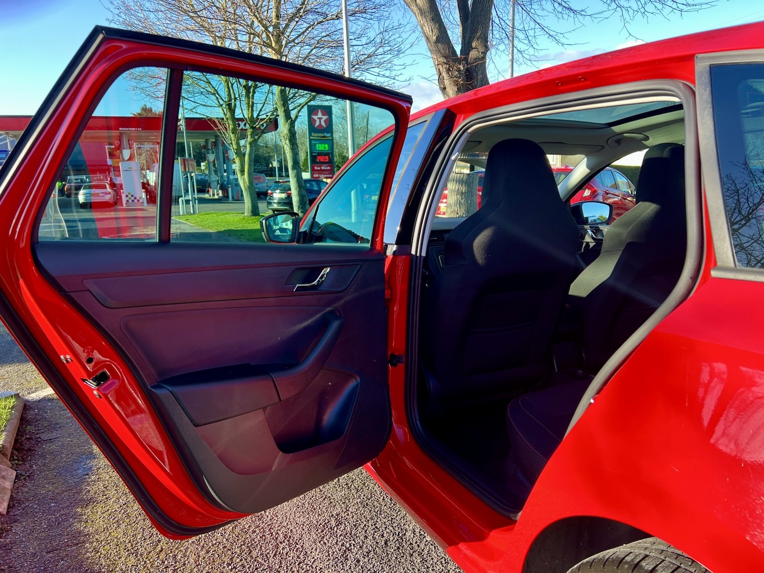 Used Skoda Rapid Spaceback 2014 for sale - 77140749: Photo 41