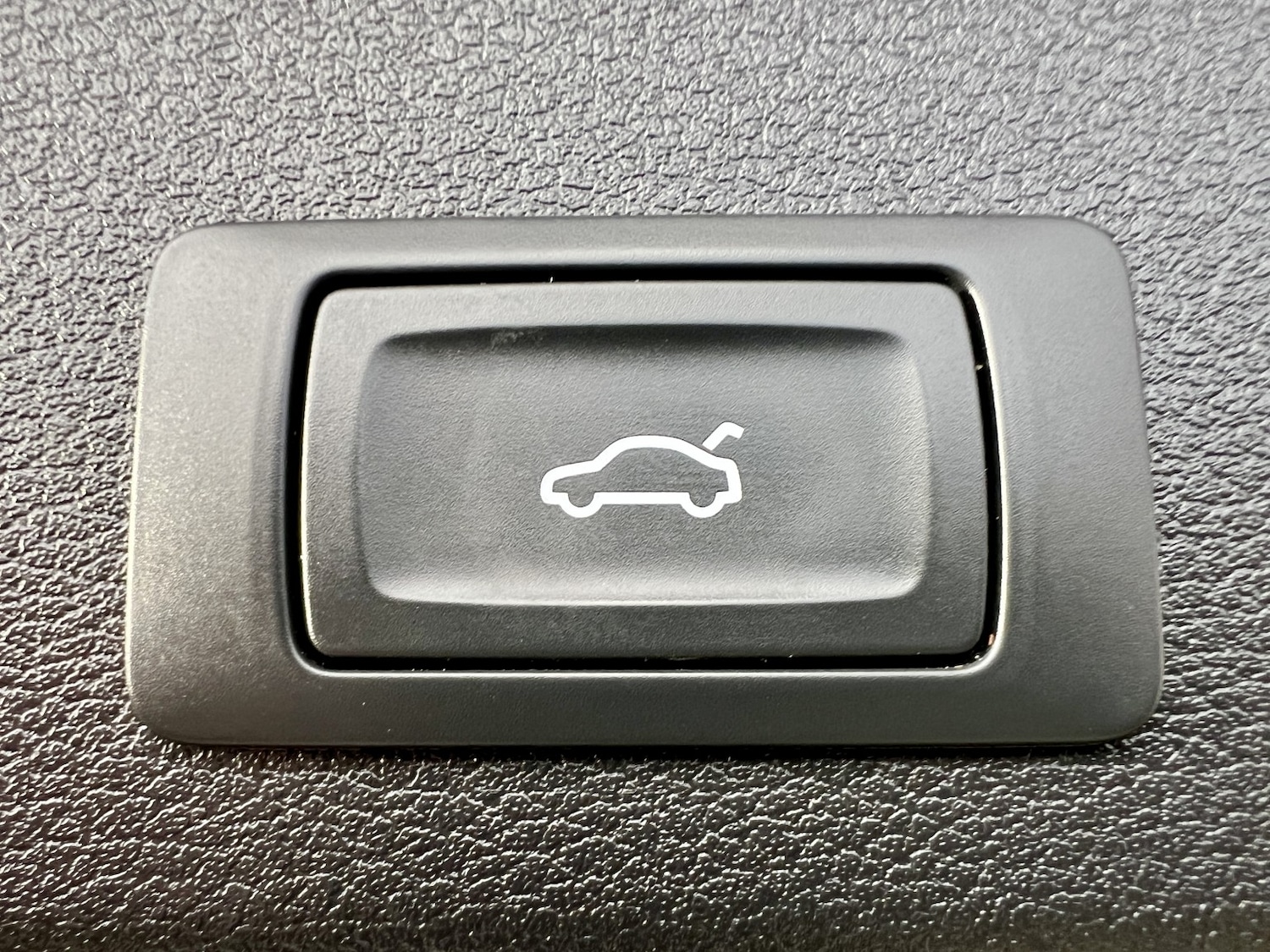 Used Audi A4 Avant 2018 for sale - 76605819: Photo 40