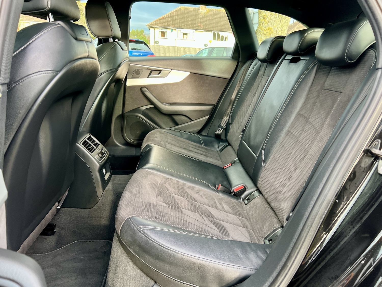 Used Audi A4 Avant 2018 for sale - 76605819: Photo 46