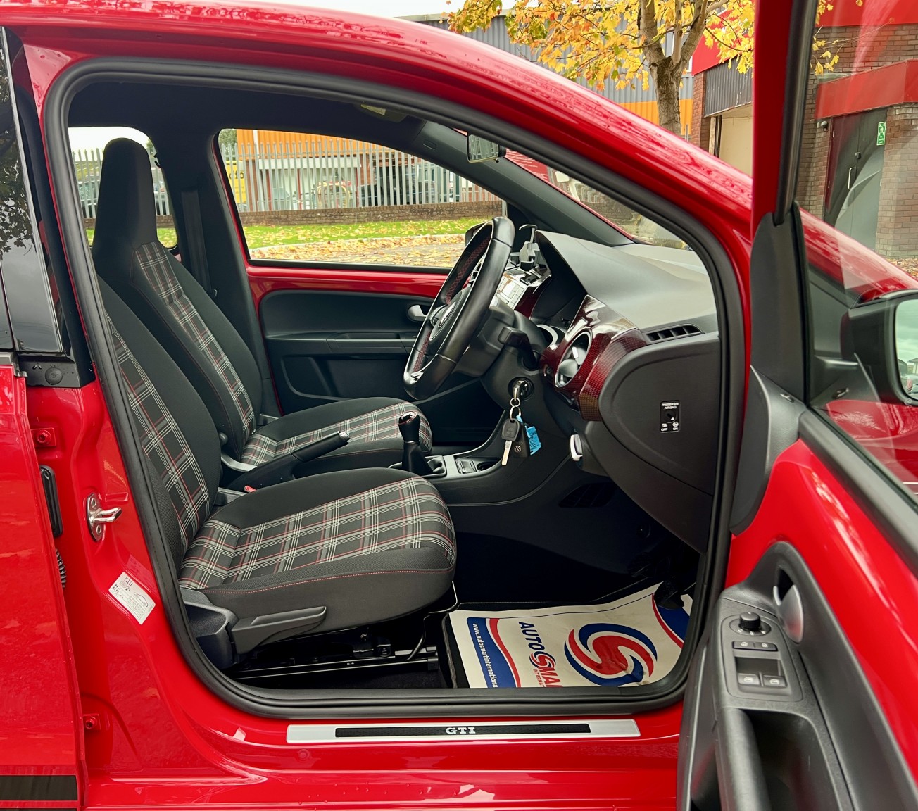 Used Volkswagen up! 2021 for sale - 76312328: Photo 15