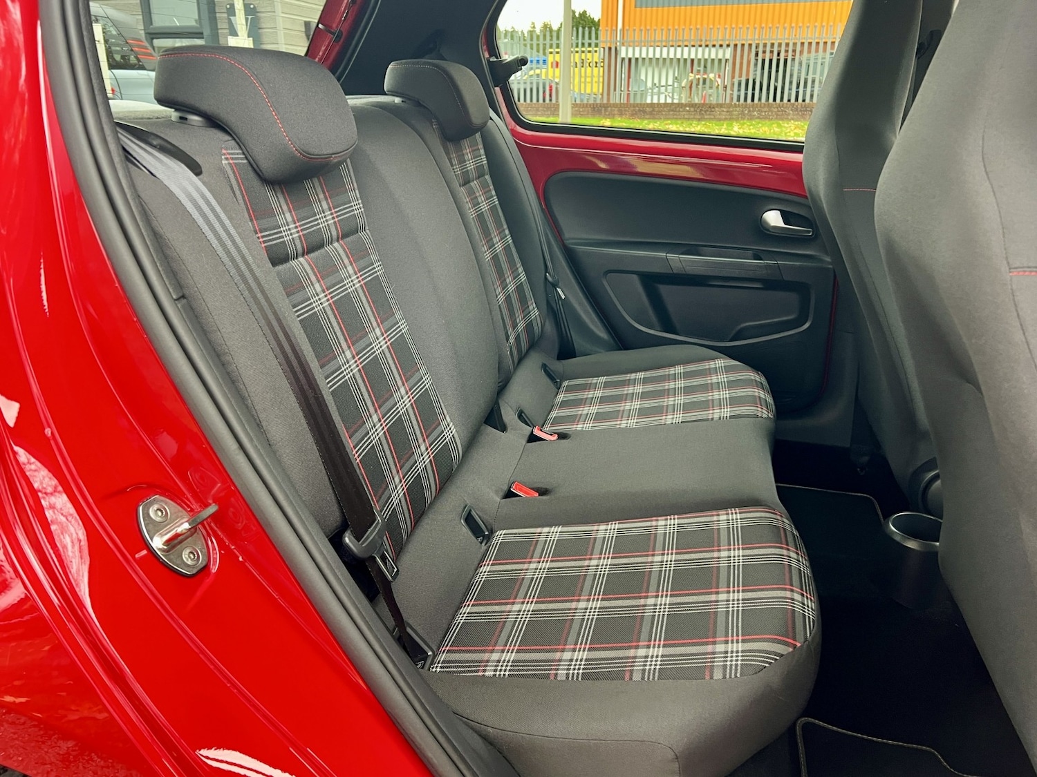 Used Volkswagen up! 2021 for sale - 76312328: Photo 37