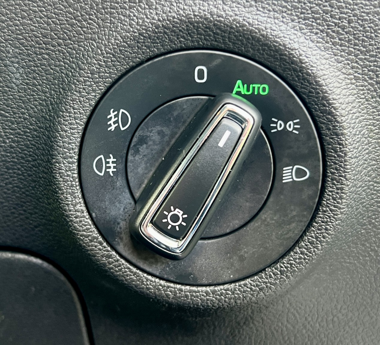 Used Skoda Karoq 2019 for sale - 76817575: Photo 34