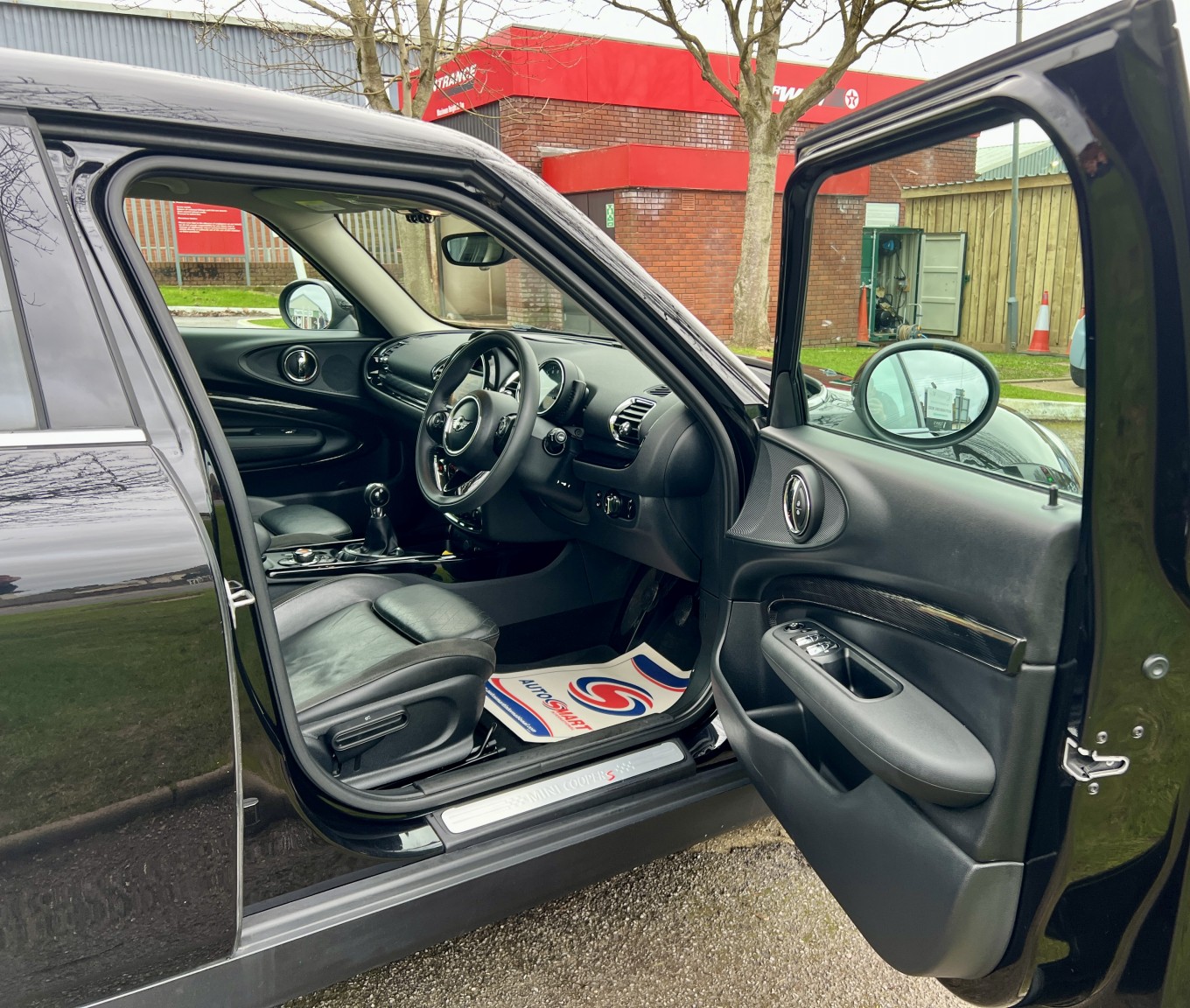 Used MINI Clubman 2017 for sale - 77781637: Photo 14