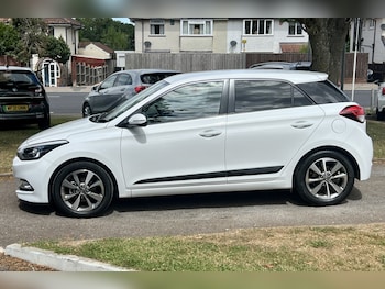 Used Hyundai i20 2016 for sale - 79266907: Photo