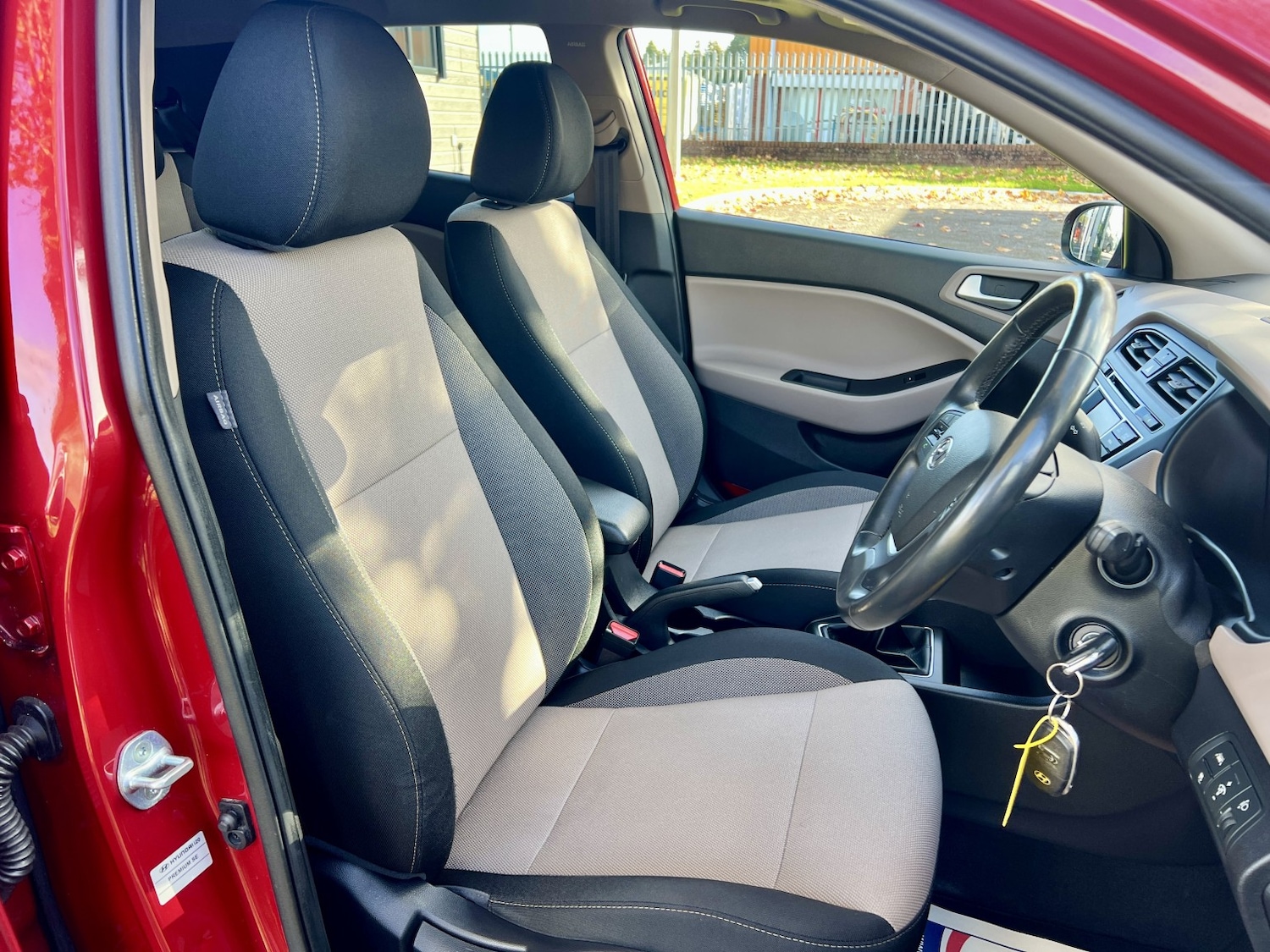 Used Hyundai i20 2015 for sale - 77264355: Photo 17