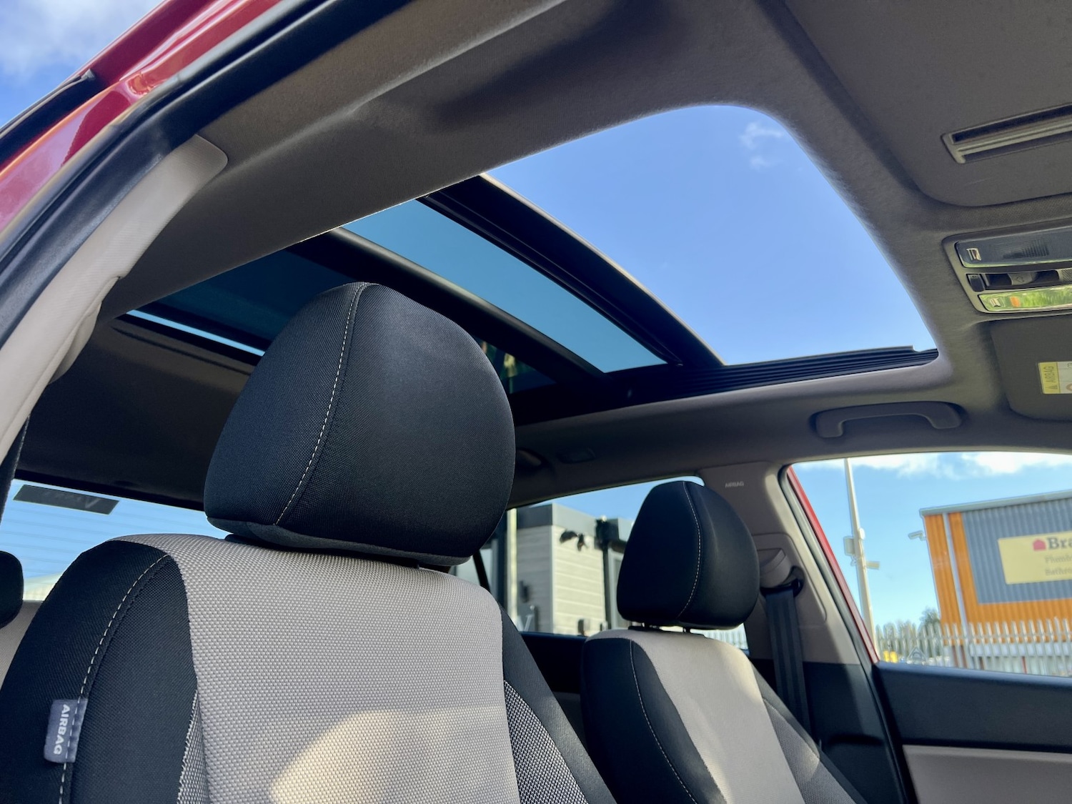 Used Hyundai i20 2015 for sale - 77264355: Photo 19