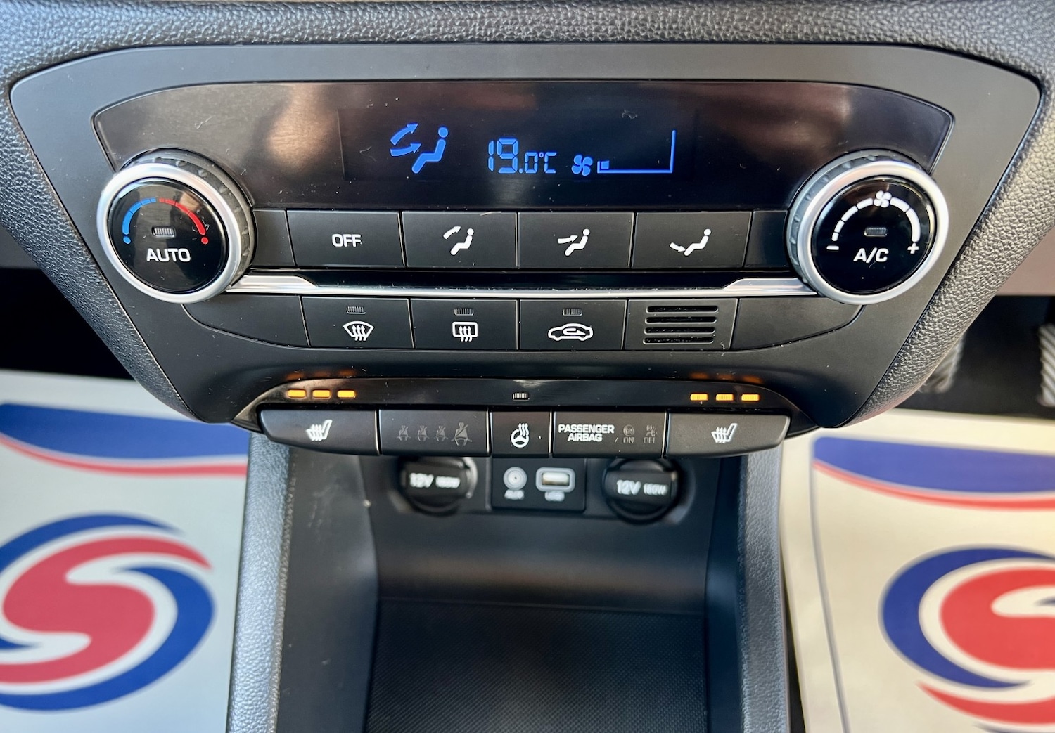 Used Hyundai i20 2015 for sale - 77264355: Photo 26