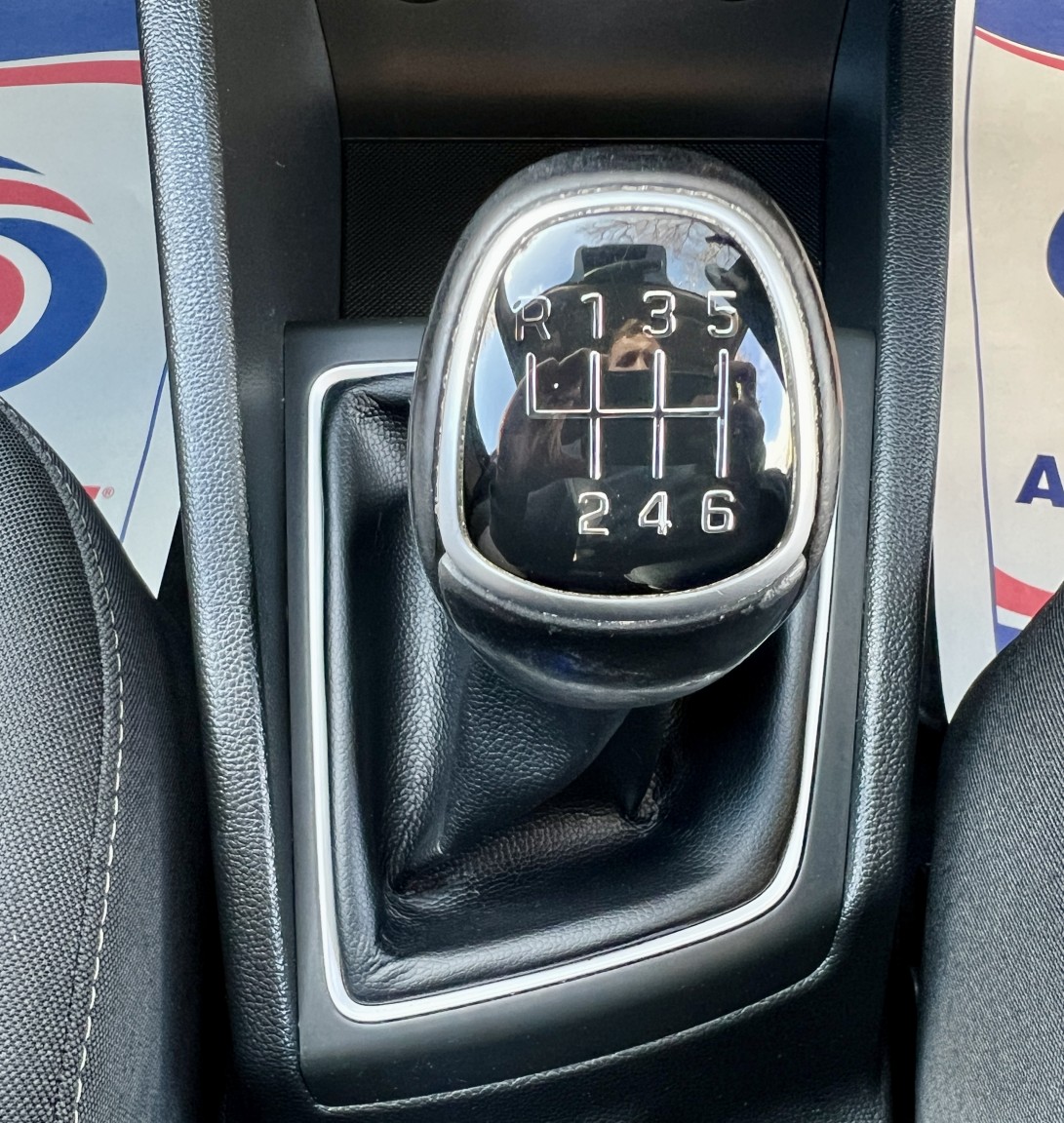 Used Hyundai i20 2015 for sale - 77264355: Photo 28