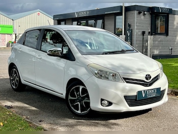 2013 - 1.3 Dual VVT-i Trend 5-Door