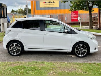 Used Toyota Yaris 2013 for sale - 75754751: Photo