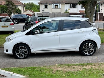 Used Toyota Yaris 2013 for sale - 75754751: Photo