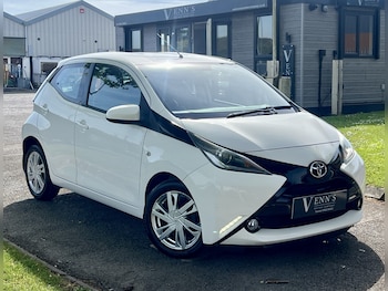 Used Toyota AYGO 2015 for sale - 79360102: Photo