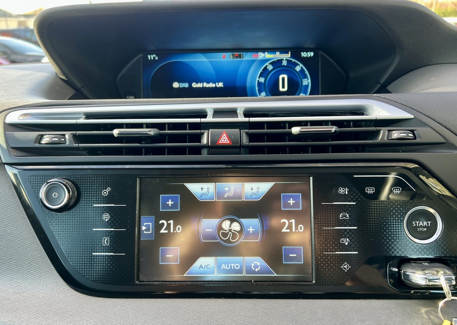 Used Citroen C4 Picasso 2016 for sale - 76571154: Photo 25