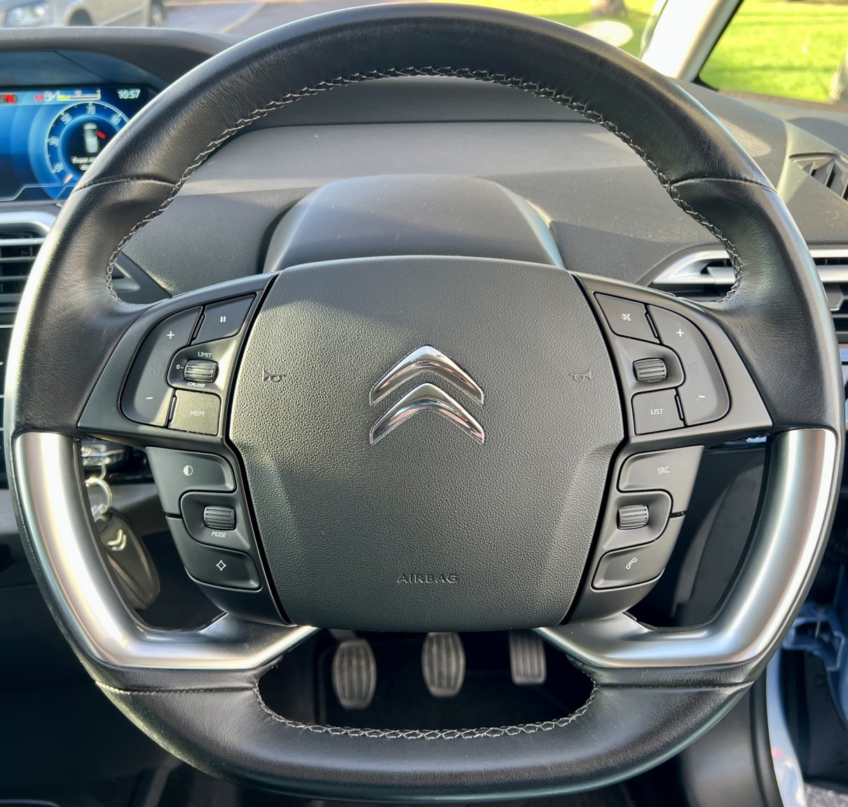 Used Citroen C4 Picasso 2016 for sale - 76571154: Photo 31