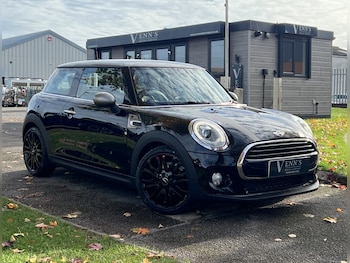 Used MINI Hatch 2018 for sale - 76347225: Photo