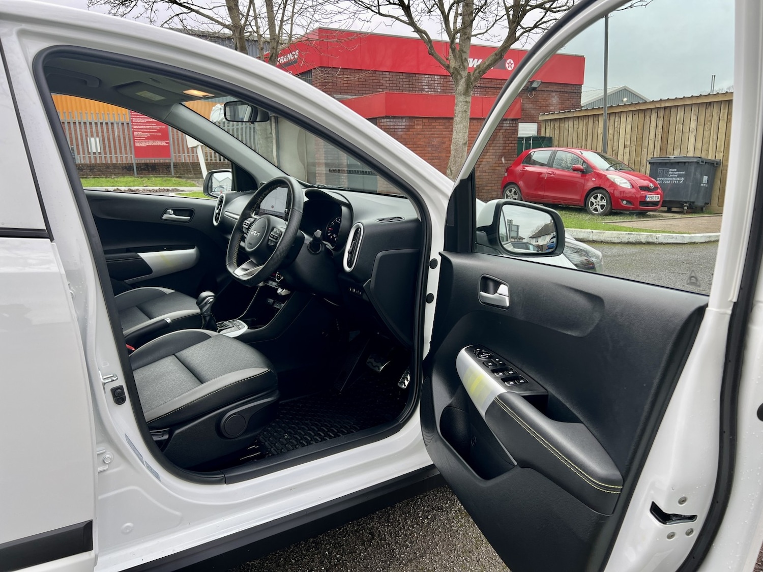 Used Kia Picanto 2023 for sale - 77241870: Photo 14