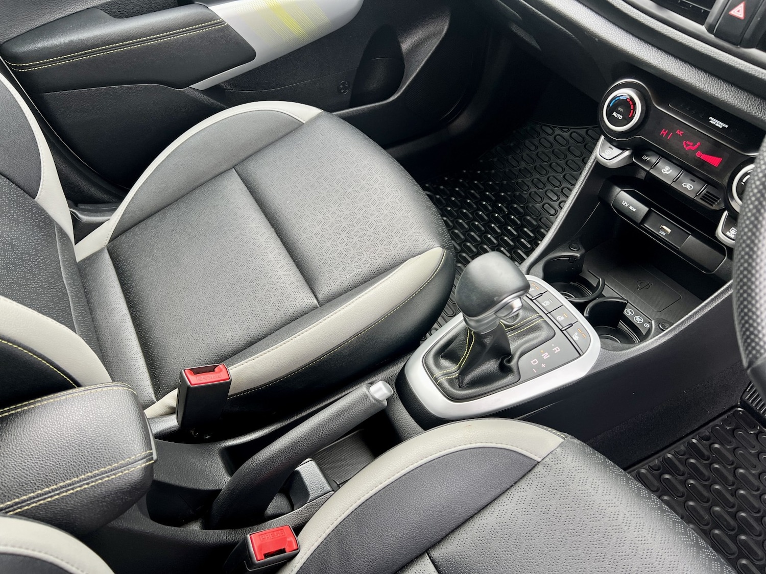 Used Kia Picanto 2023 for sale - 77241870: Photo 31