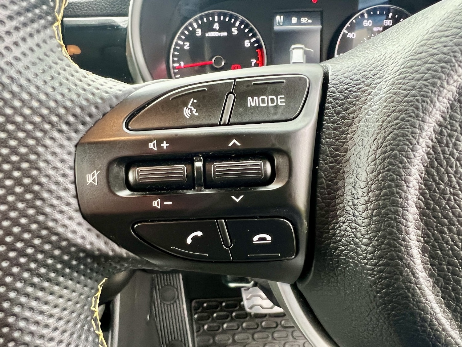 Used Kia Picanto 2023 for sale - 77241870: Photo 34