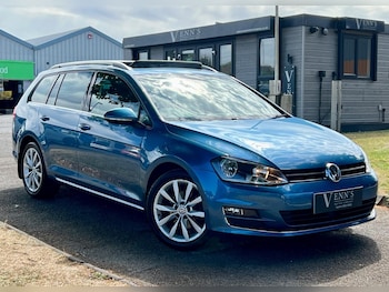 Used Volkswagen Golf 2017 for sale - 75457556: Photo