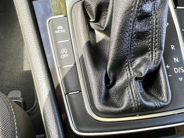 Used Volkswagen Golf 2017 for sale - 75457556: Photo 29