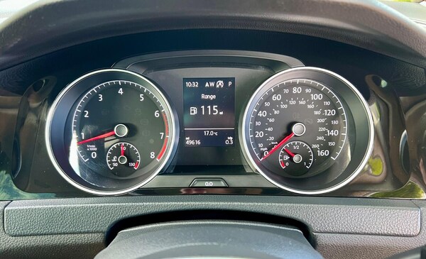 Used Volkswagen Golf 2017 for sale - 75457556: Photo 32