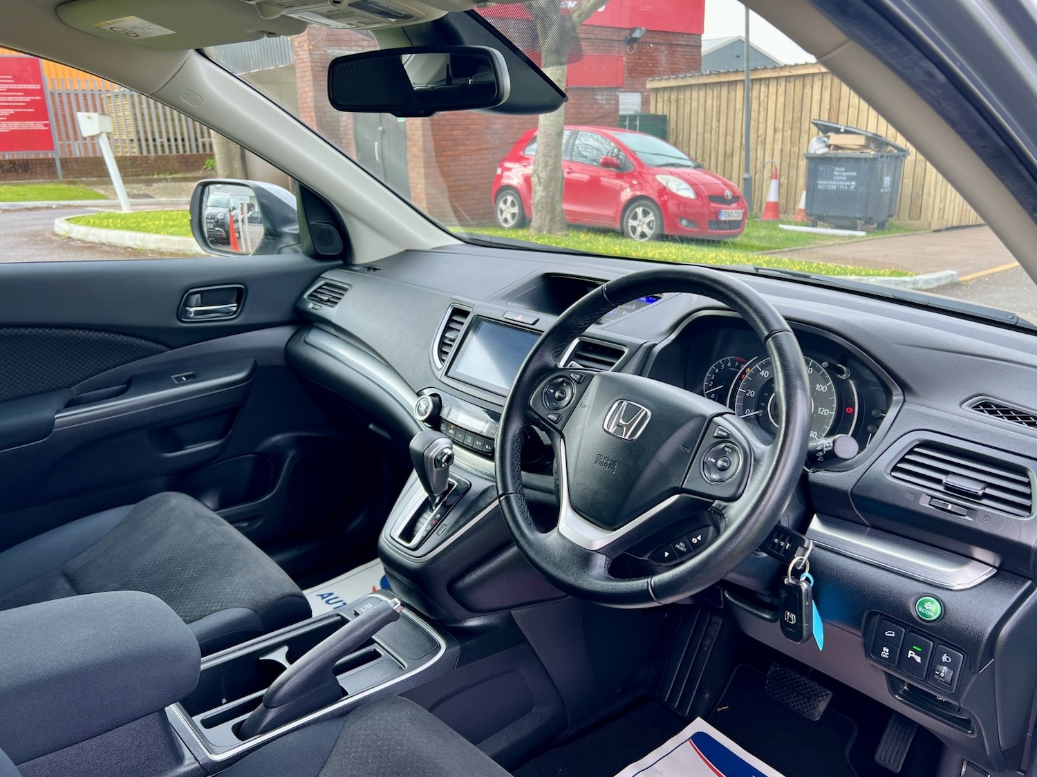 Used Honda CR-V 2017 for sale - 78070576: Photo 17