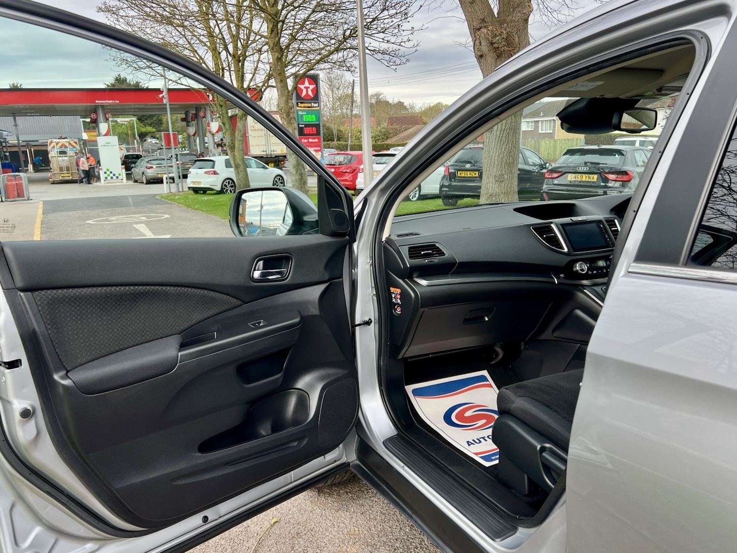 Used Honda CR-V 2017 for sale - 78070576: Photo 19