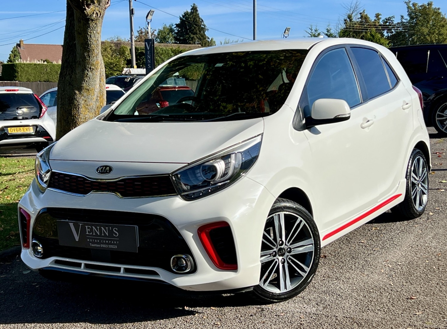 Used Kia Picanto 2019 for sale - 76019661: Photo 2