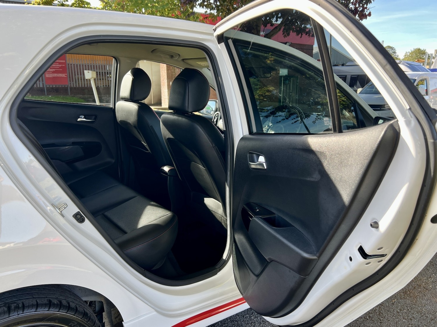 Used Kia Picanto 2019 for sale - 76019661: Photo 38