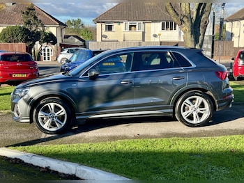 Used Audi Q3 2019 for sale - 77237104: Photo