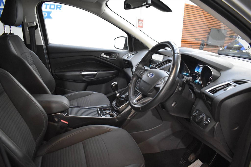 Used Ford Kuga 2018 for sale - 77160872: Photo 29