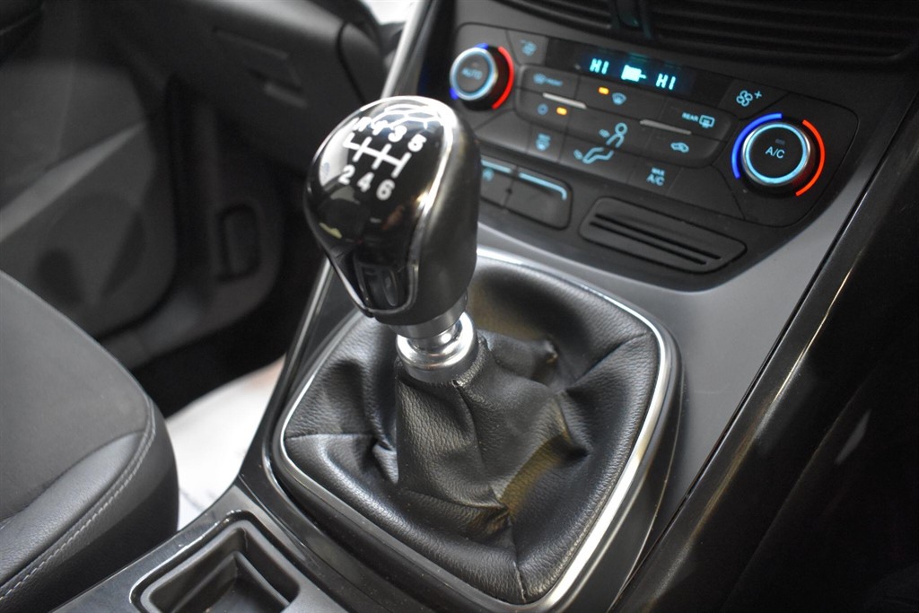 Used Ford Kuga 2018 for sale - 77160872: Photo 55