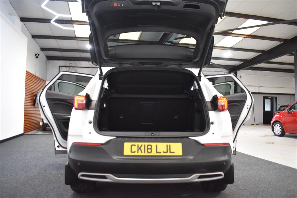 Used Vauxhall Grandland X 2018 for sale - 76750235: Photo 16