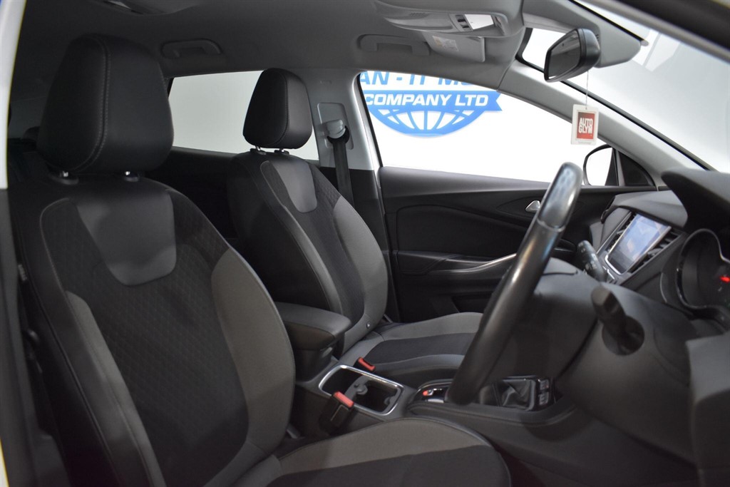 Used Vauxhall Grandland X 2018 for sale - 76750235: Photo 32