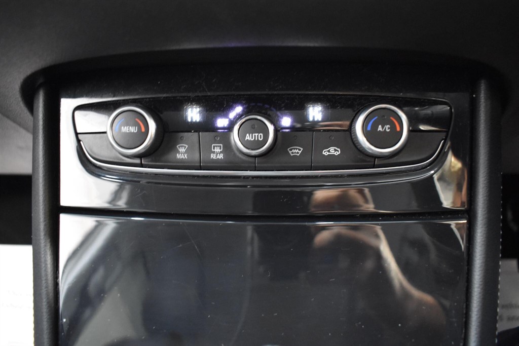 Used Vauxhall Grandland X 2018 for sale - 76750235: Photo 50